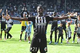 Frankrijk verschijnt opnieuw als 18-jarige getalenteerde ster